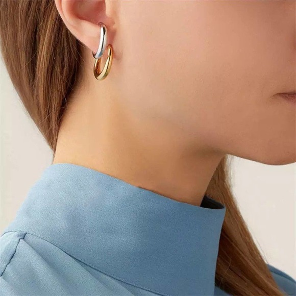 18k Gold Plated Two Tone Earrings - Picture 3 of 9